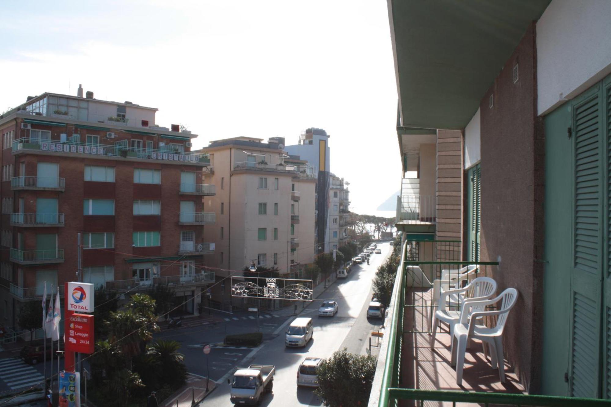 Albergo Anita Алассио Экстерьер фото